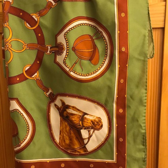 Women's or Unisex square scarf - Picture 2 of 4